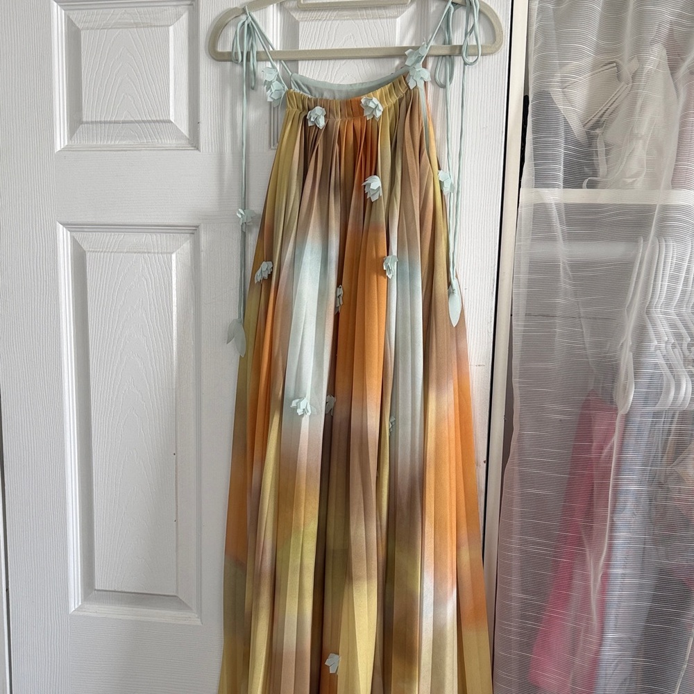 Flowy Multicolor Ombre Midi Dress with Mint Floral Ties